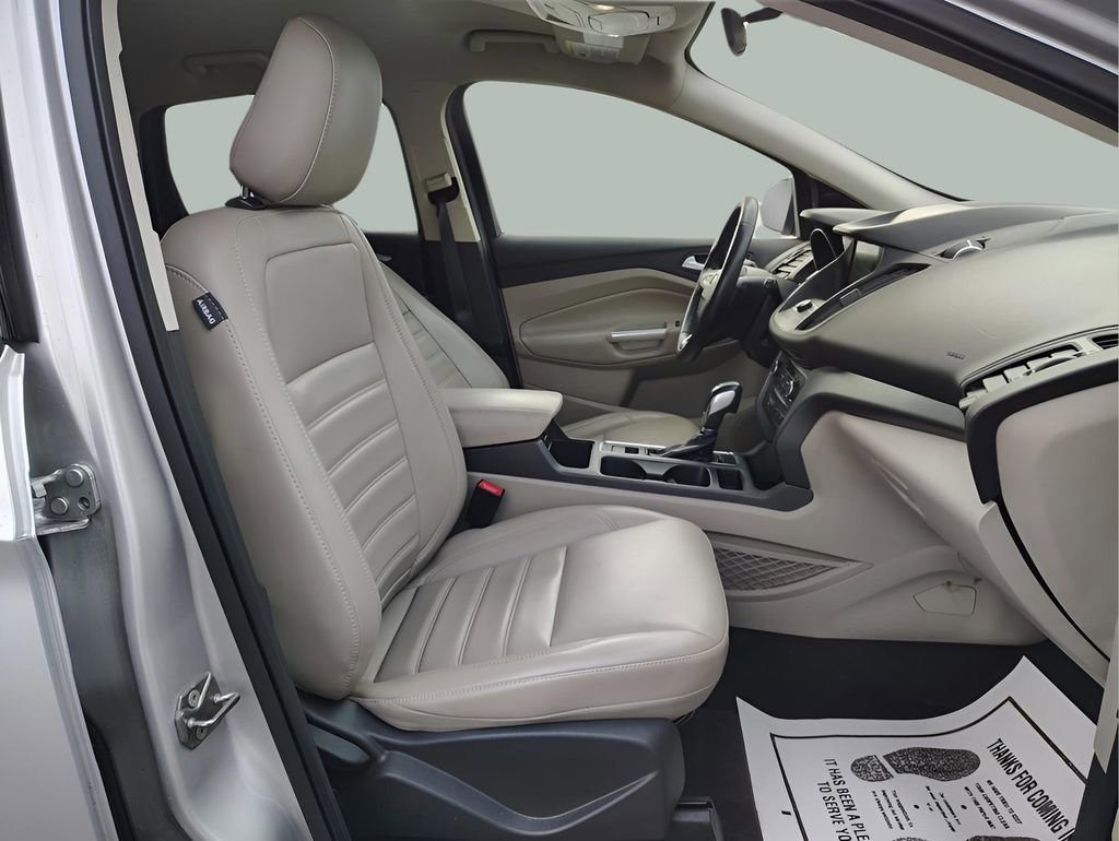 Certified 2019 Ford Escape SEL image 32