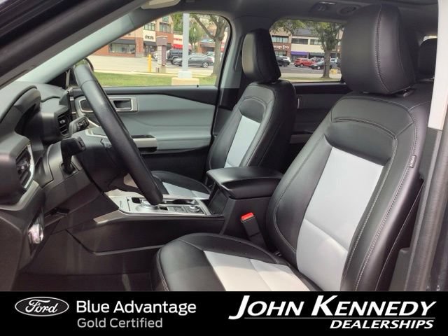 Certified 2023 Ford Explorer XLT w/ Equipment Group 202A AWD/4WD image 11