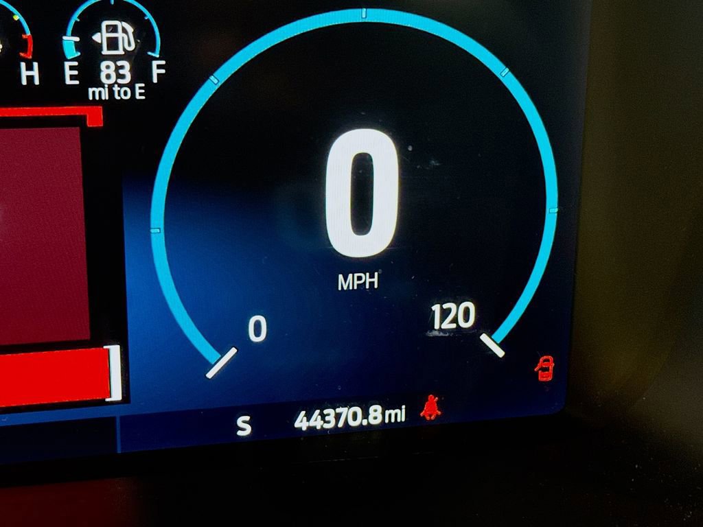 Certified 2022 Ford F150 Lariat w/ Equipment Group 502A High image 18