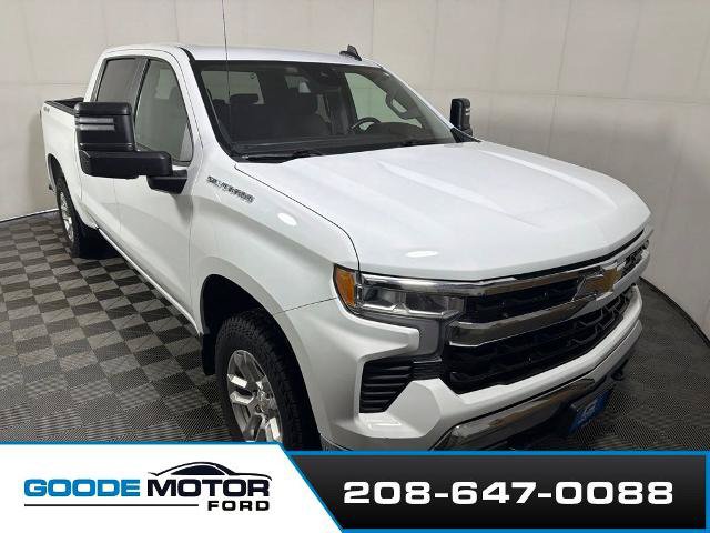 Used 2022 Chevrolet Silverado 1500 LT w/ Max Trailering Package AWD/4WD image 1