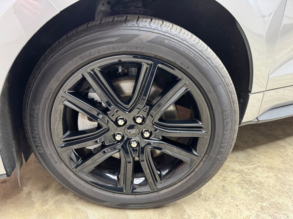 Certified 2023 Ford Edge ST-Line AWD/4WD image 30