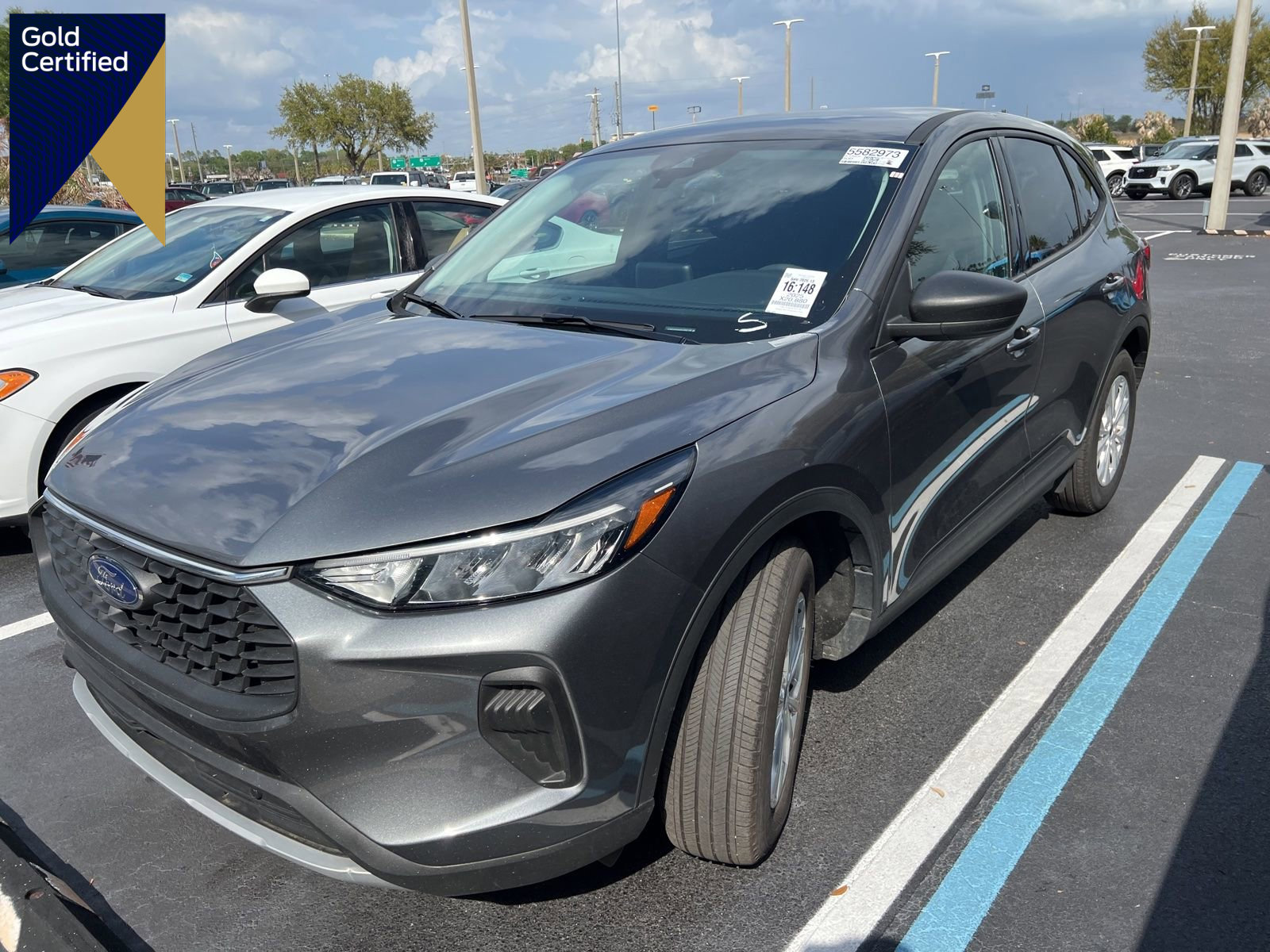 Certified 2025 Ford Escape Active image 1