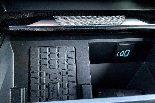 Certified 2024 Ford F250 Platinum w/ FX4 Off-Road Package image 17