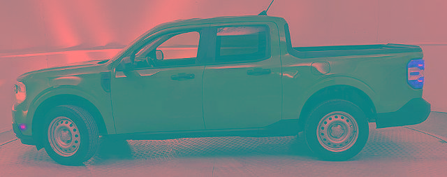 Certified 2022 Ford Maverick XL image 2