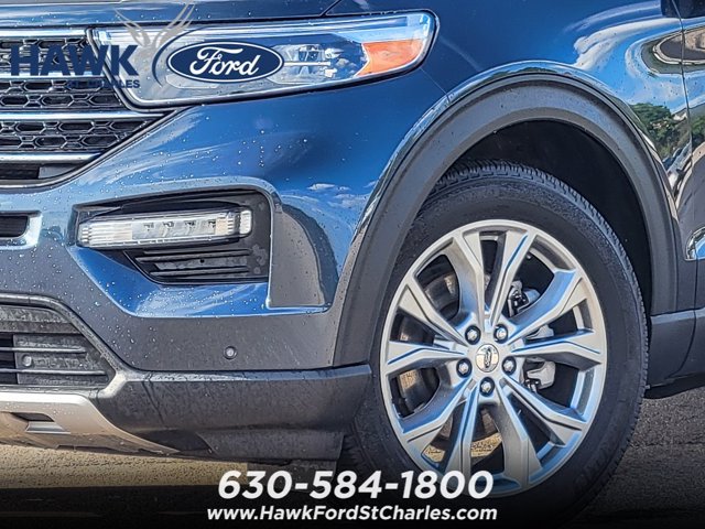 Certified 2024 Ford Explorer XLT w/ Equipment Group 202A AWD/4WD image 3