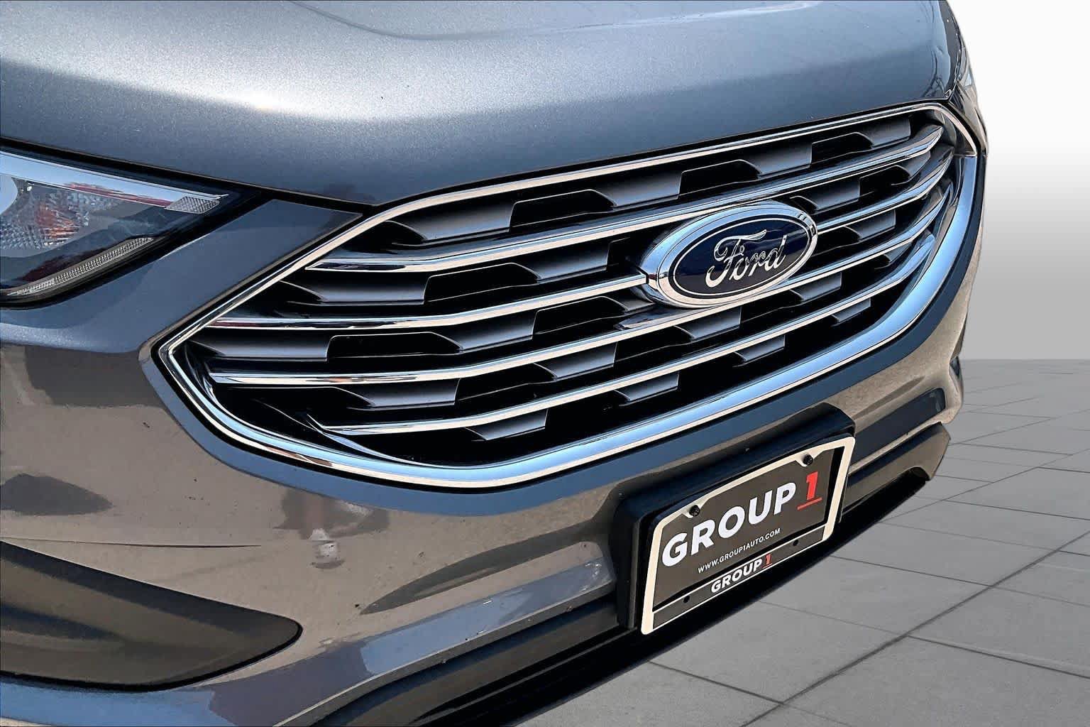 Certified 2021 Ford Edge SE FWD image 28