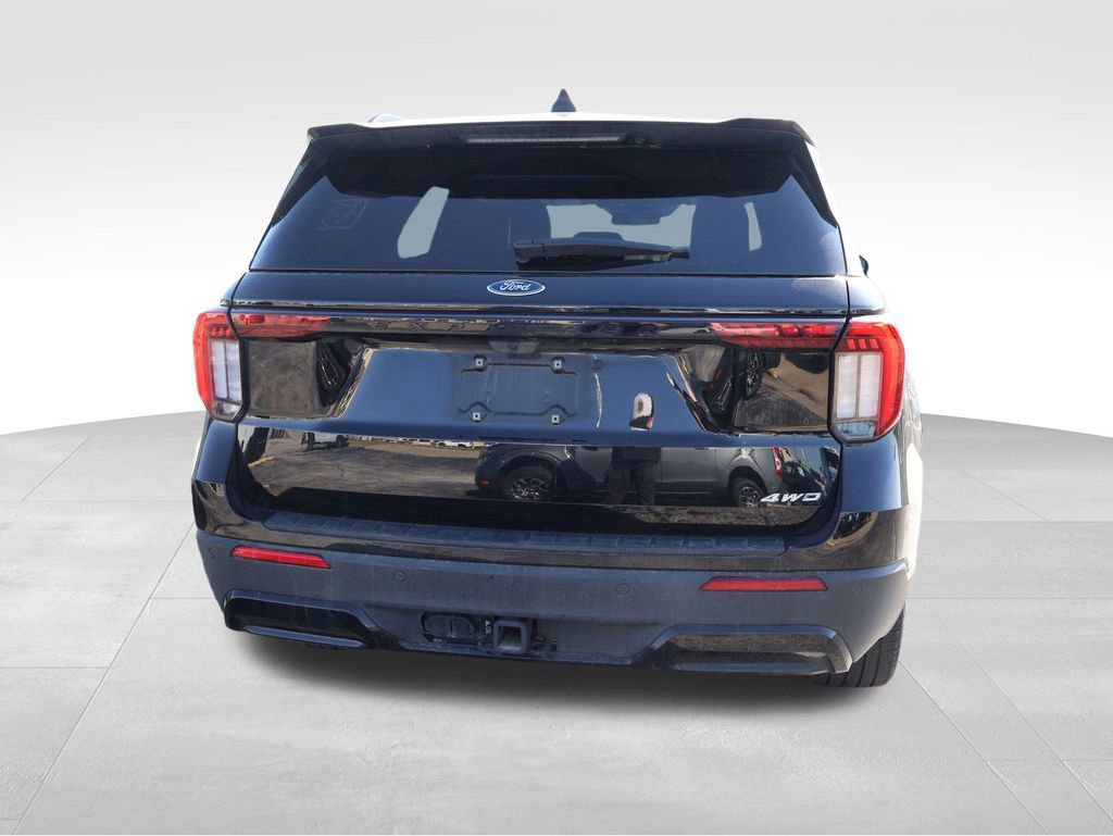Certified 2025 Ford Explorer ST-Line w/ ST-Line Street Pack image 12