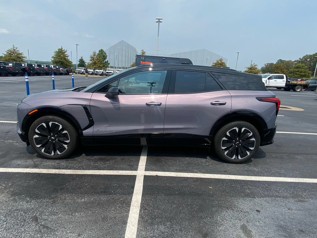 Used 2025 Chevrolet Blazer EV RS AWD/4WD image 4