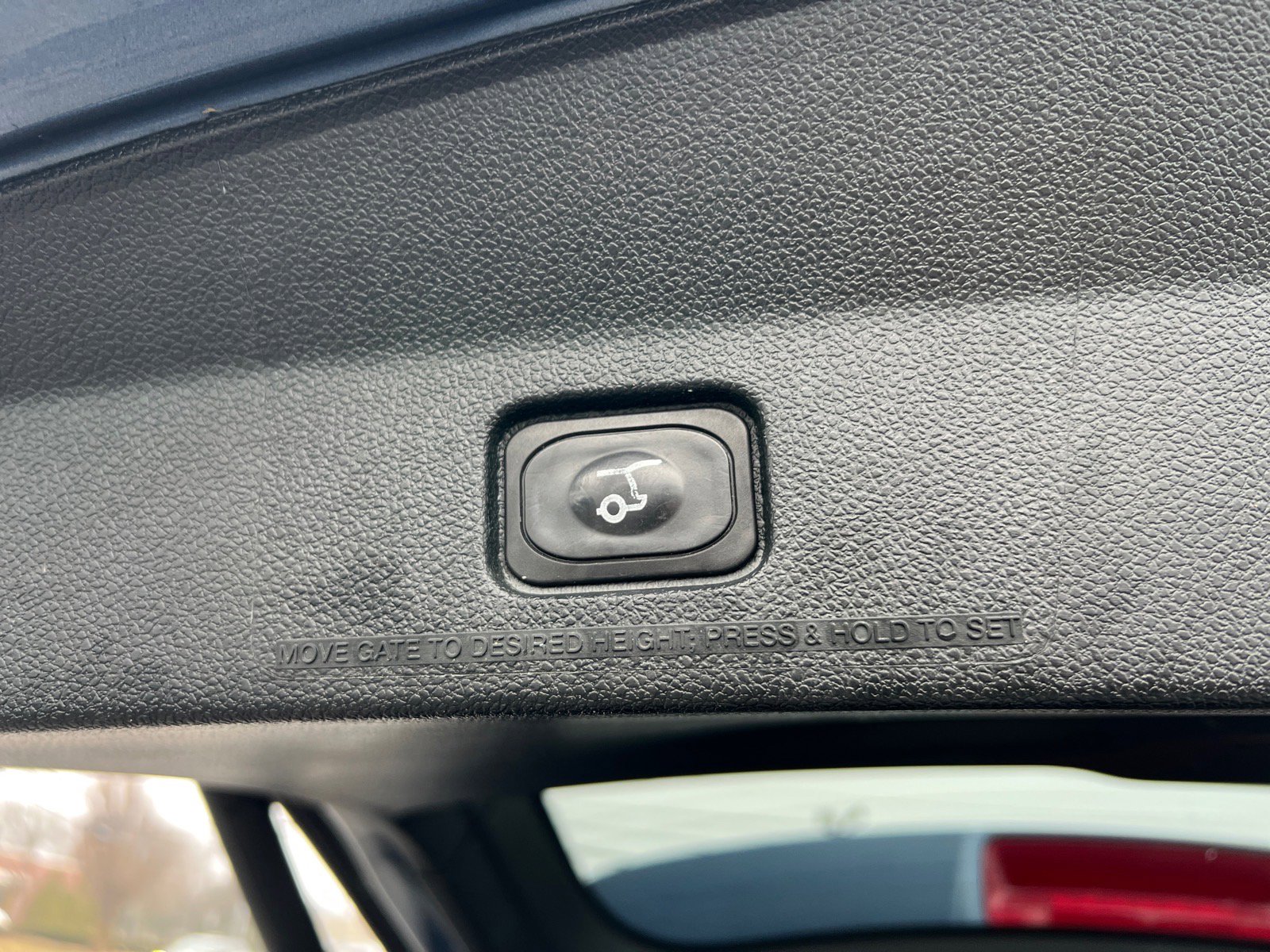 Certified 2018 Ford Explorer Sport image 25