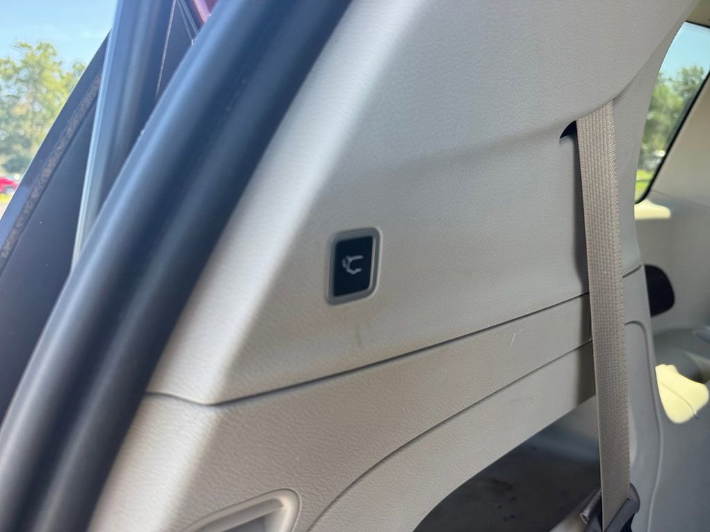 Used 2020 Chrysler Pacifica Touring w/ Advanced Safetytec Group FWD image 27