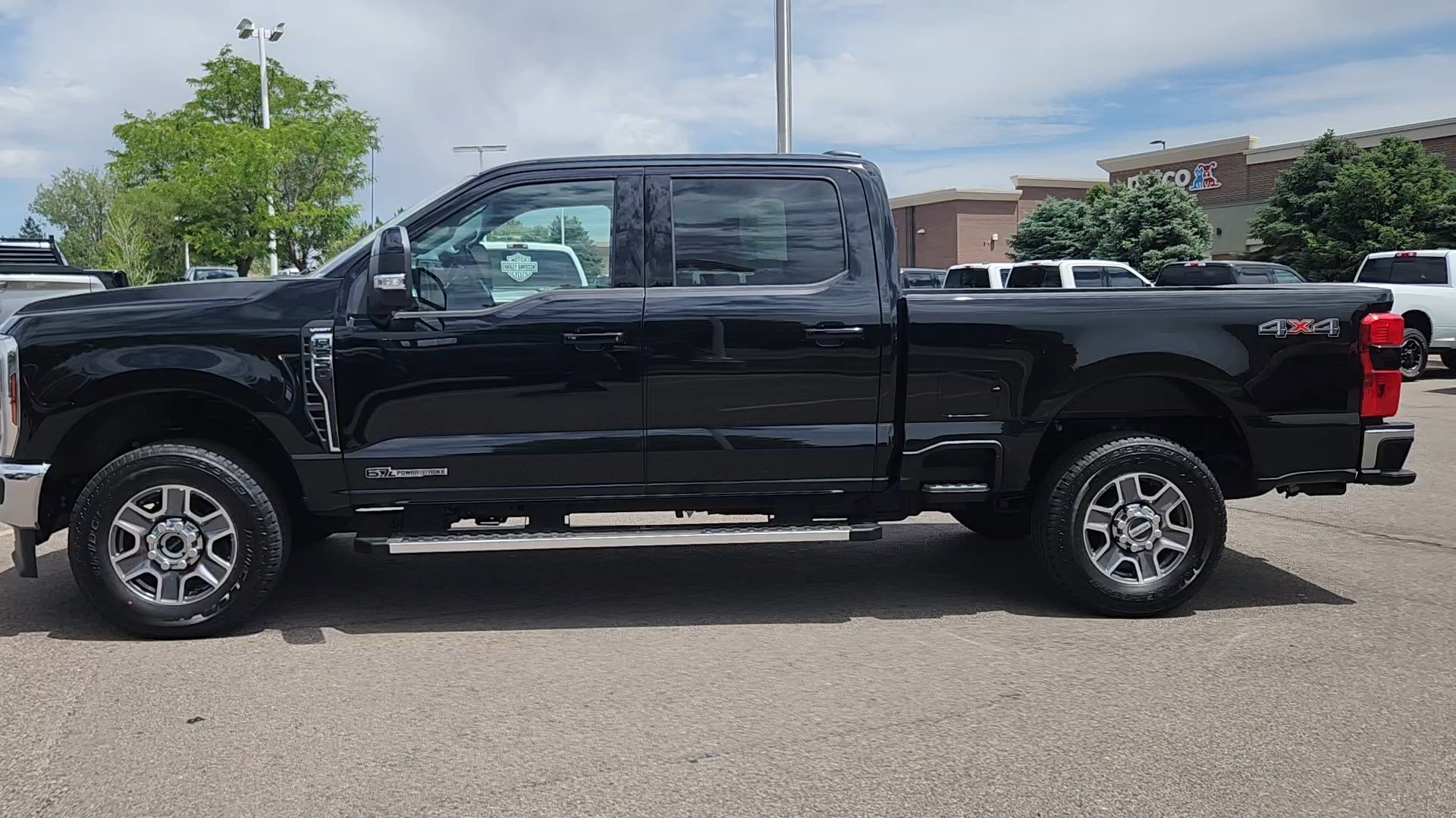 Certified 2025 Ford F250 Lariat AWD/4WD image 3