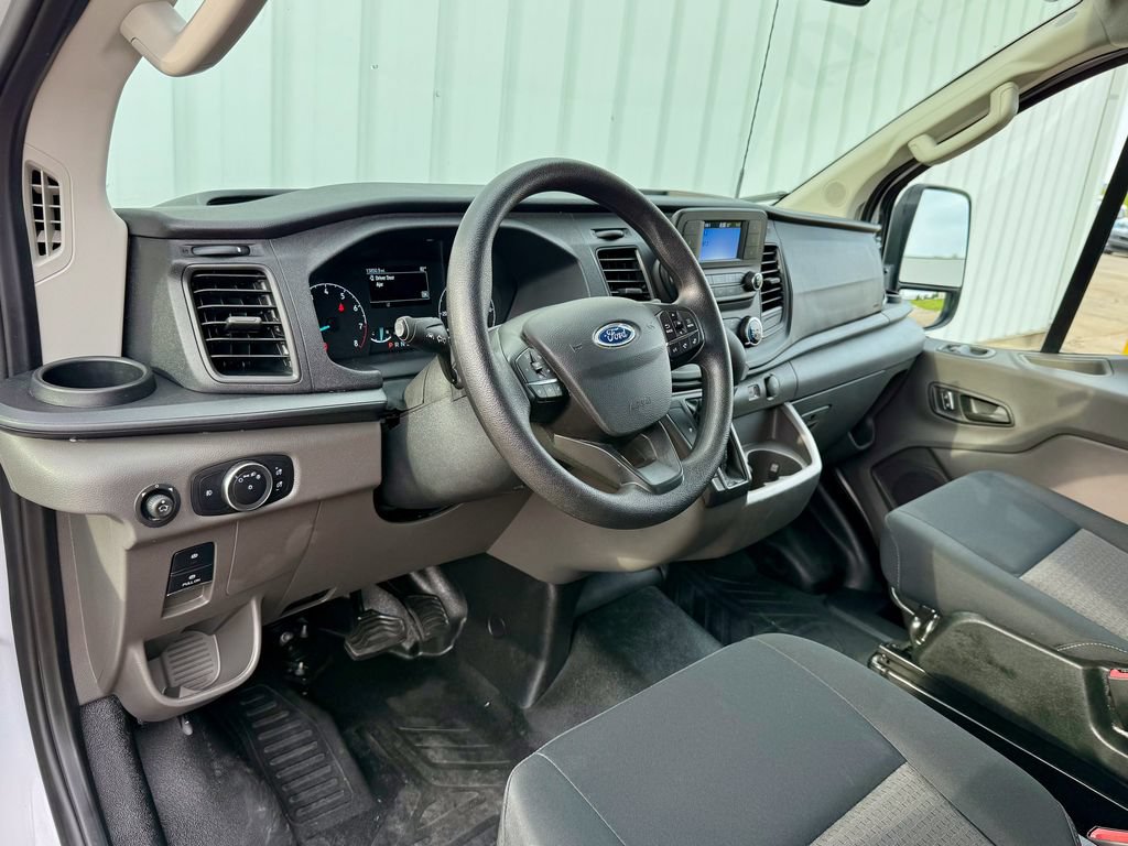 Certified 2025 Ford Transit 250 Low Roof w/ Exterior Upgrade Package RWD image 10