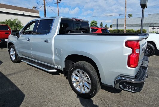 Used 2019 Chevrolet Silverado 1500 LTZ w/ LTZ Plus Package RWD image 4