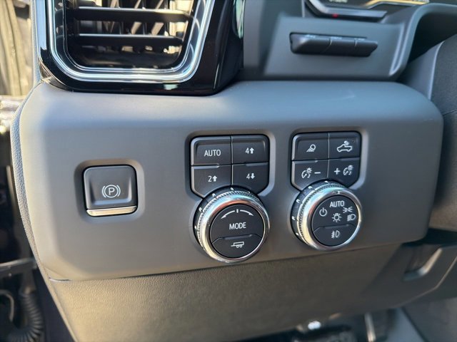 Used 2024 GMC Sierra 2500 Denali Ultimate image 15