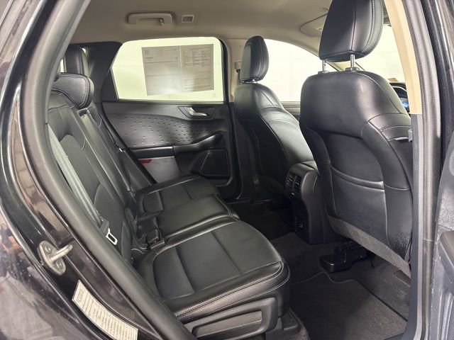 Certified 2020 Ford Escape Titanium AWD/4WD image 5