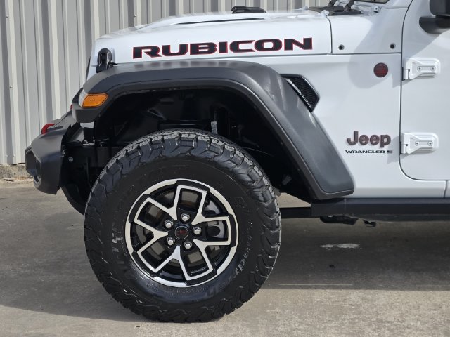 Used 2026 Jeep Wrangler Unlimited Rubicon AWD/4WD image 11