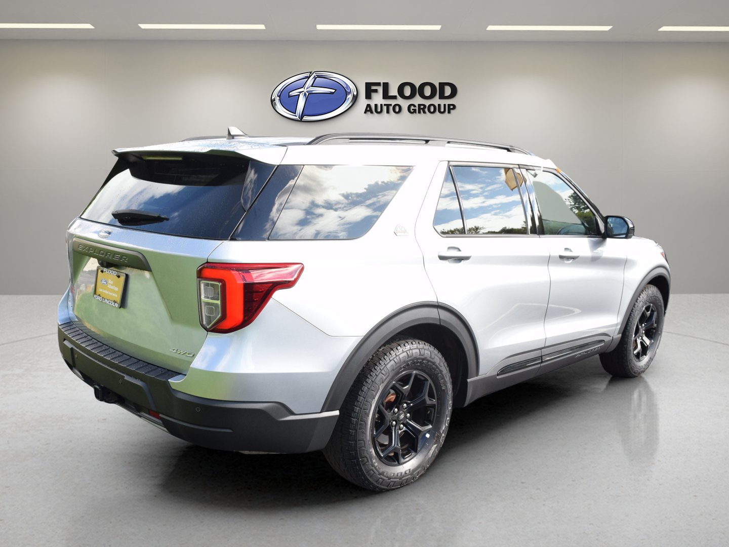 Certified 2023 Ford Explorer Timberline w/ Timberline Technology Package AWD/4WD image 4