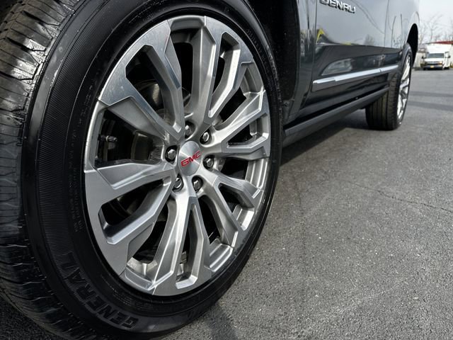 Used 2023 GMC Yukon Denali image 14