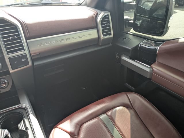 Certified 2020 Ford F450 Platinum w/ FX4 Off-Road Package AWD/4WD image 19