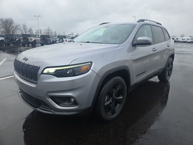 Used 2019 Jeep Cherokee Altitude image 3