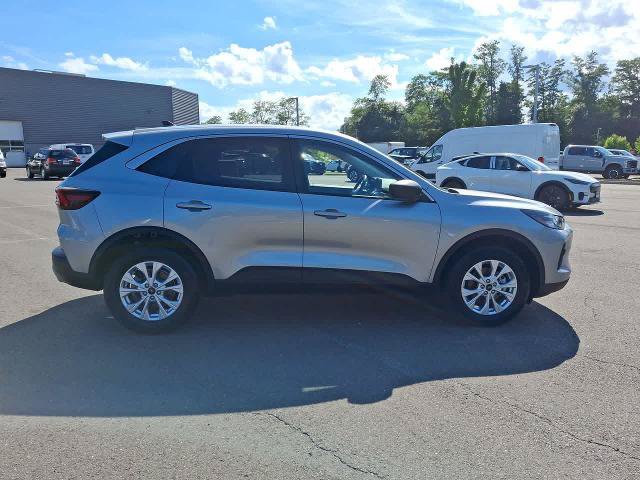 Certified 2023 Ford Escape Active AWD/4WD image 32
