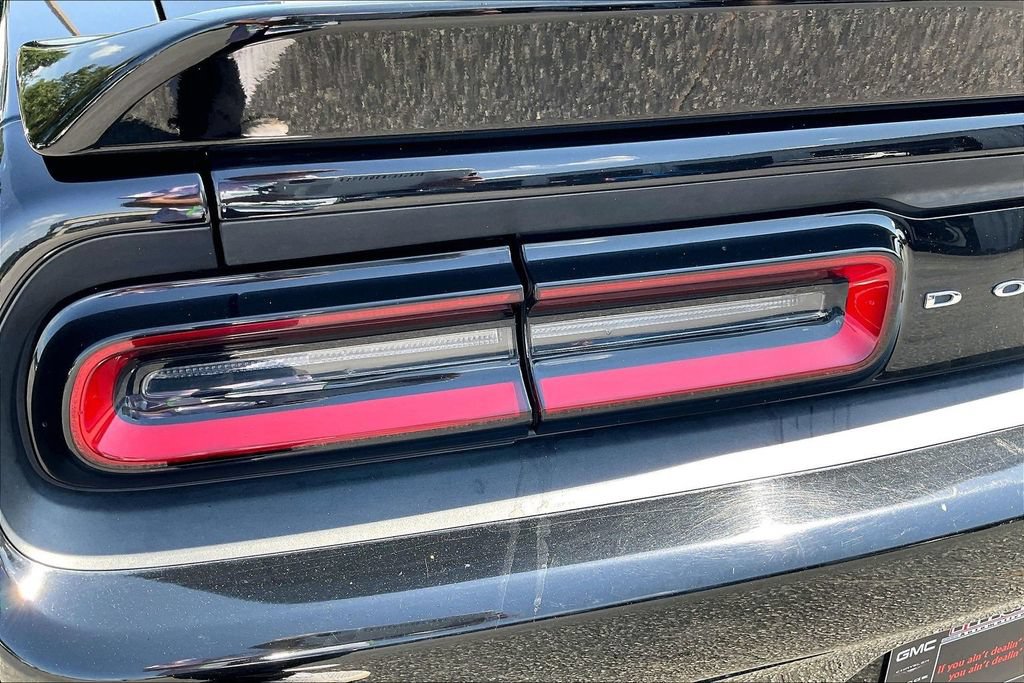 Used 2022 Dodge Challenger R/T RWD image 29