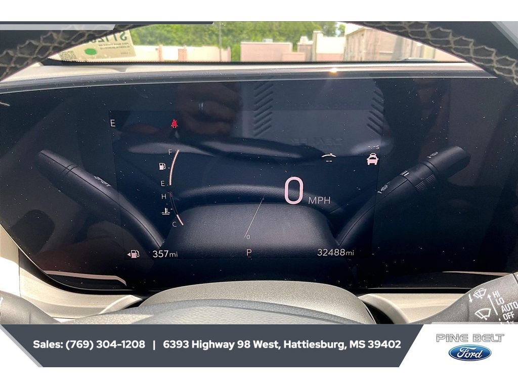 Used 2024 Buick Encore GX Avenir w/ Avenir Technology Package FWD image 14