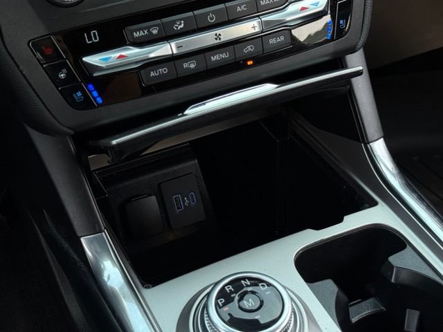 Certified 2020 Ford Explorer ST w/ Premium Technology Package AWD/4WD image 32