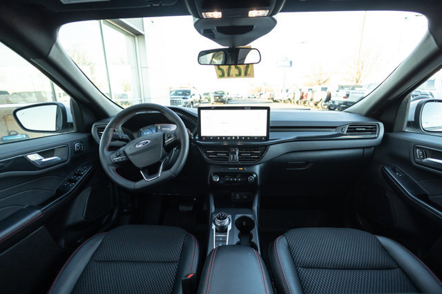 Certified 2025 Ford Escape ST-Line Elite w/ Tech Pack #2 image 10