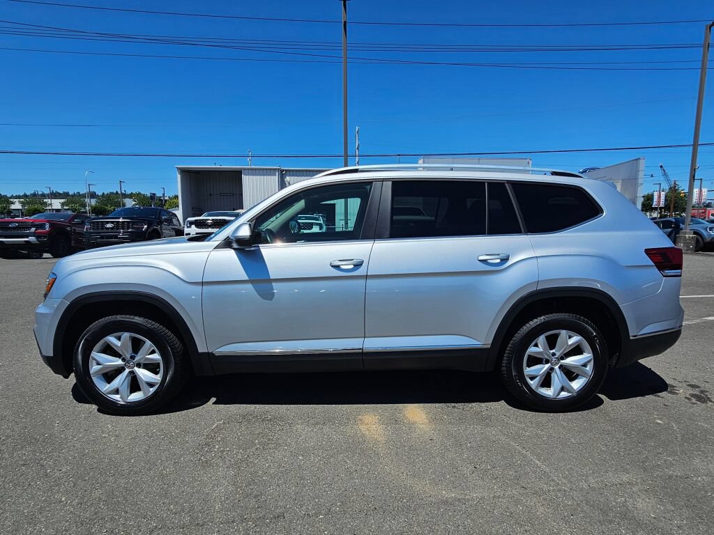 Used 2018 Volkswagen Atlas SEL AWD/4WD image 2