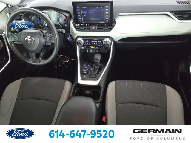 Used 2021 Toyota RAV4 XLE AWD/4WD image 32