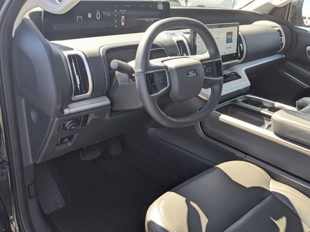 Certified 2025 Ford Expedition Max Active image 11