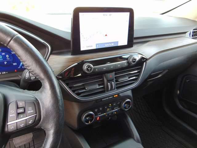 Certified 2020 Ford Escape Titanium AWD/4WD image 12