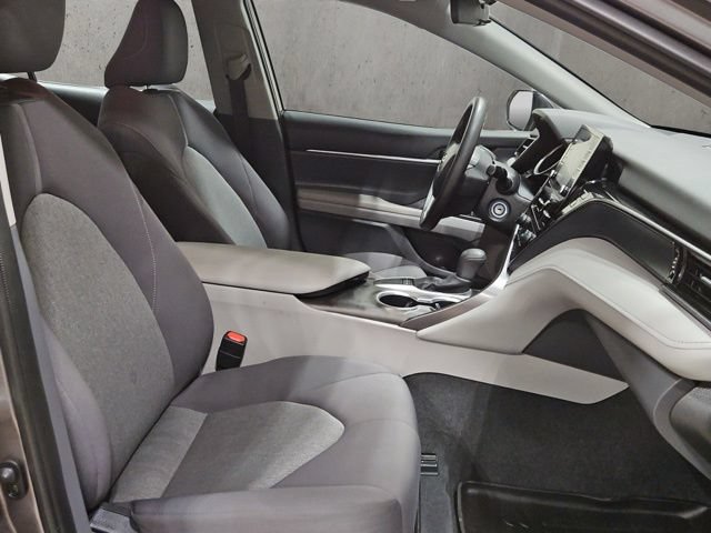 Used 2024 Toyota Camry LE FWD image 22