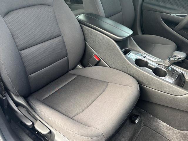 Used 2025 Chevrolet Malibu LT FWD image 14