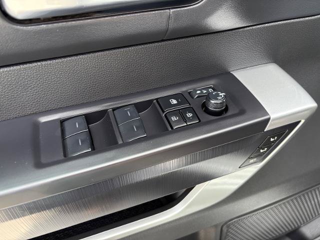 Used 2024 Toyota Tundra Platinum AWD/4WD image 9