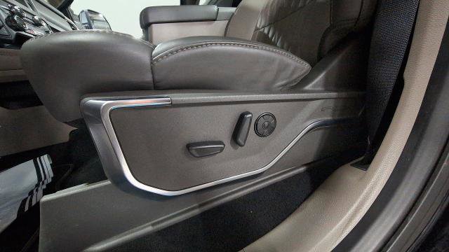 Certified 2025 Ford F450 Platinum w/ Platinum Plus Package image 27