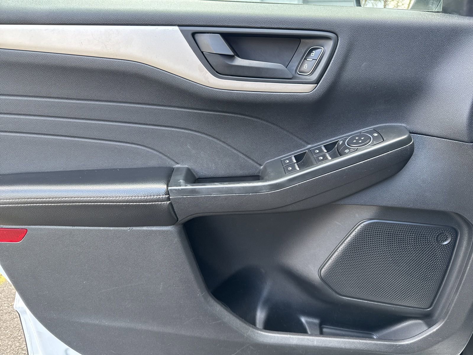 Certified 2022 Ford Escape SE image 23