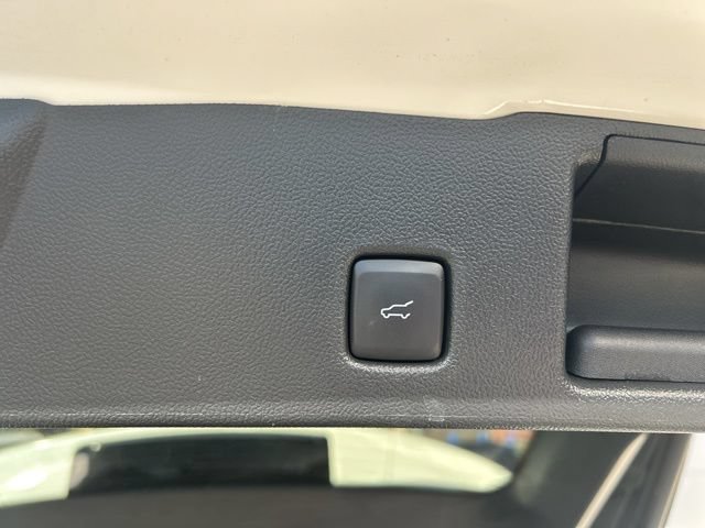 Certified 2023 Ford Escape Active AWD/4WD image 26