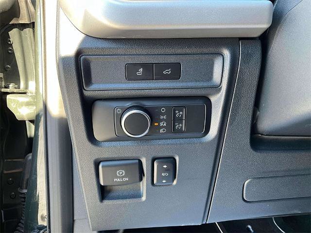 Certified 2022 Ford Expedition XLT image 20