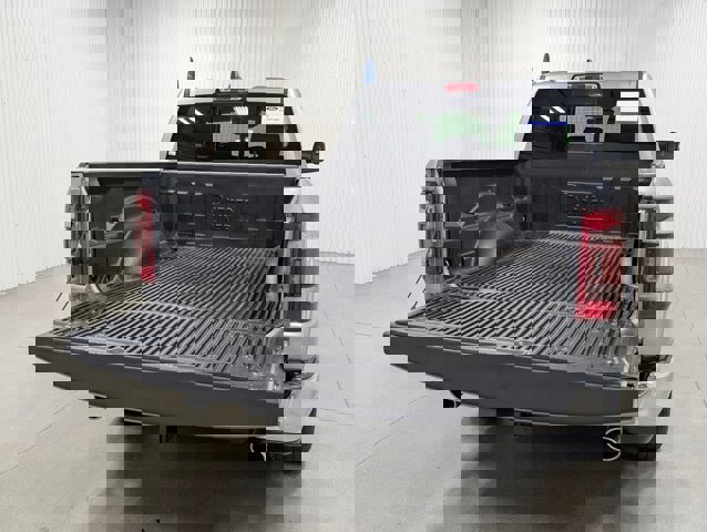 Used 2019 RAM 1500 Laramie image 9