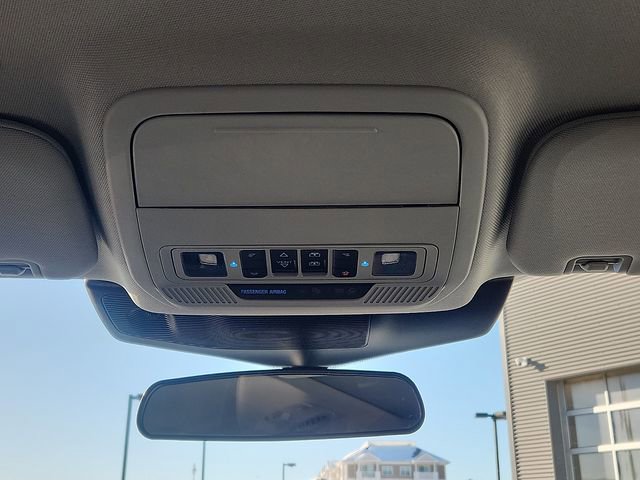 Certified 2023 Ford Explorer XLT w/ Equipment Group 202A image 19