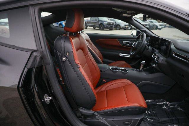 Certified 2026 Ford Mustang Premium RWD image 18