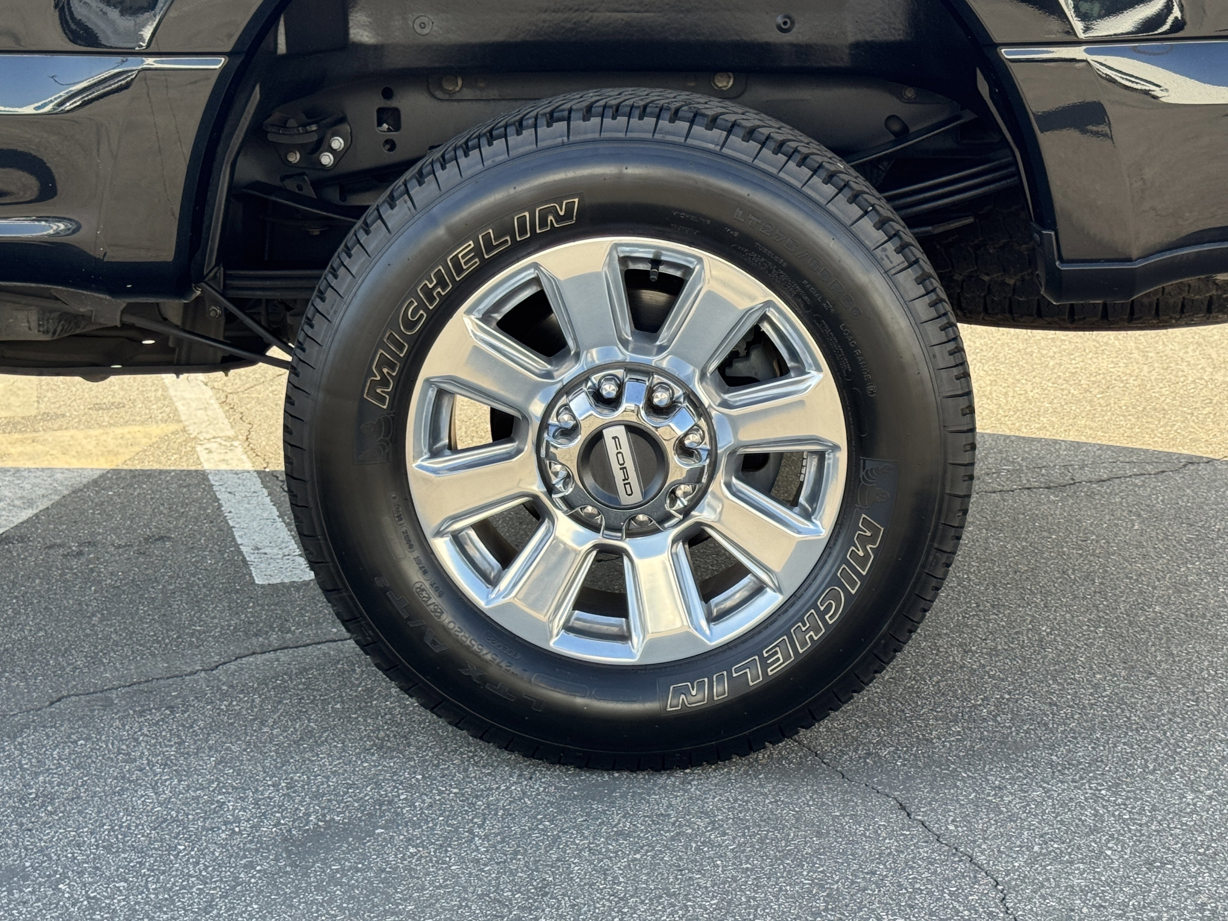 Certified 2018 Ford F350 Platinum w/ Platinum Ultimate Package image 13