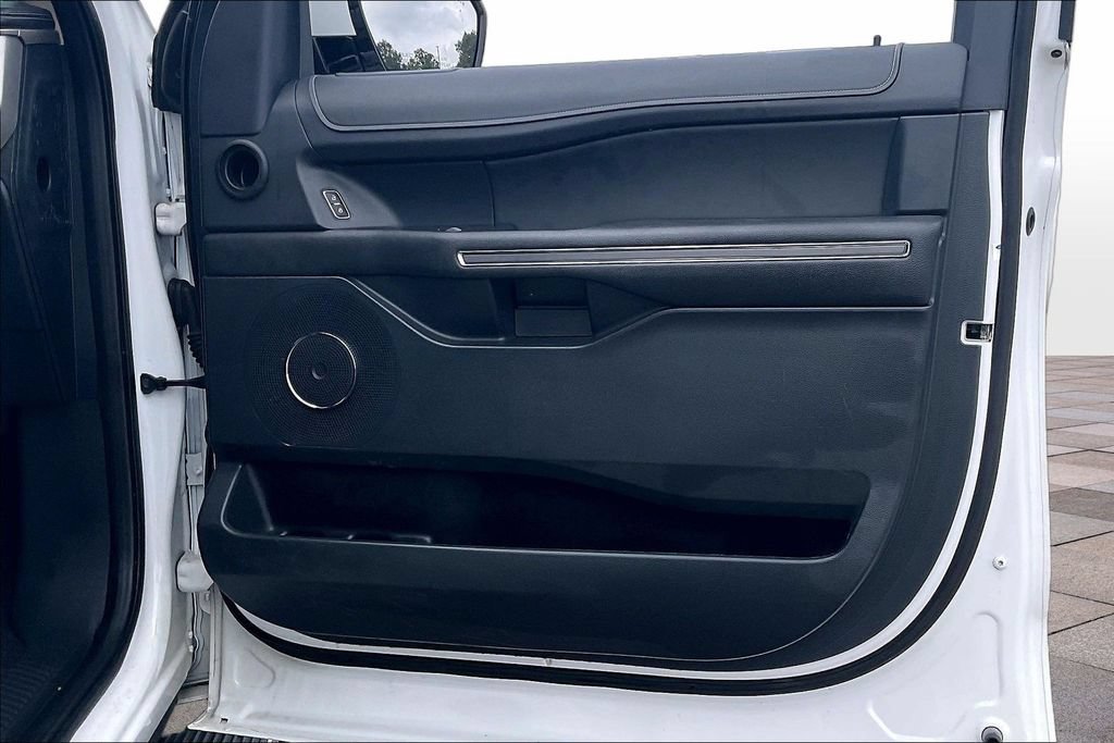 Certified 2022 Ford Expedition XLT RWD image 24