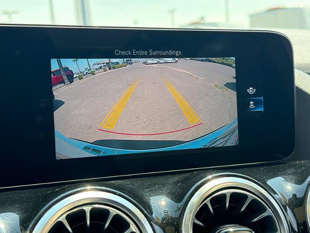 Used 2022 Mercedes-Benz GLA 250 4MATIC image 19