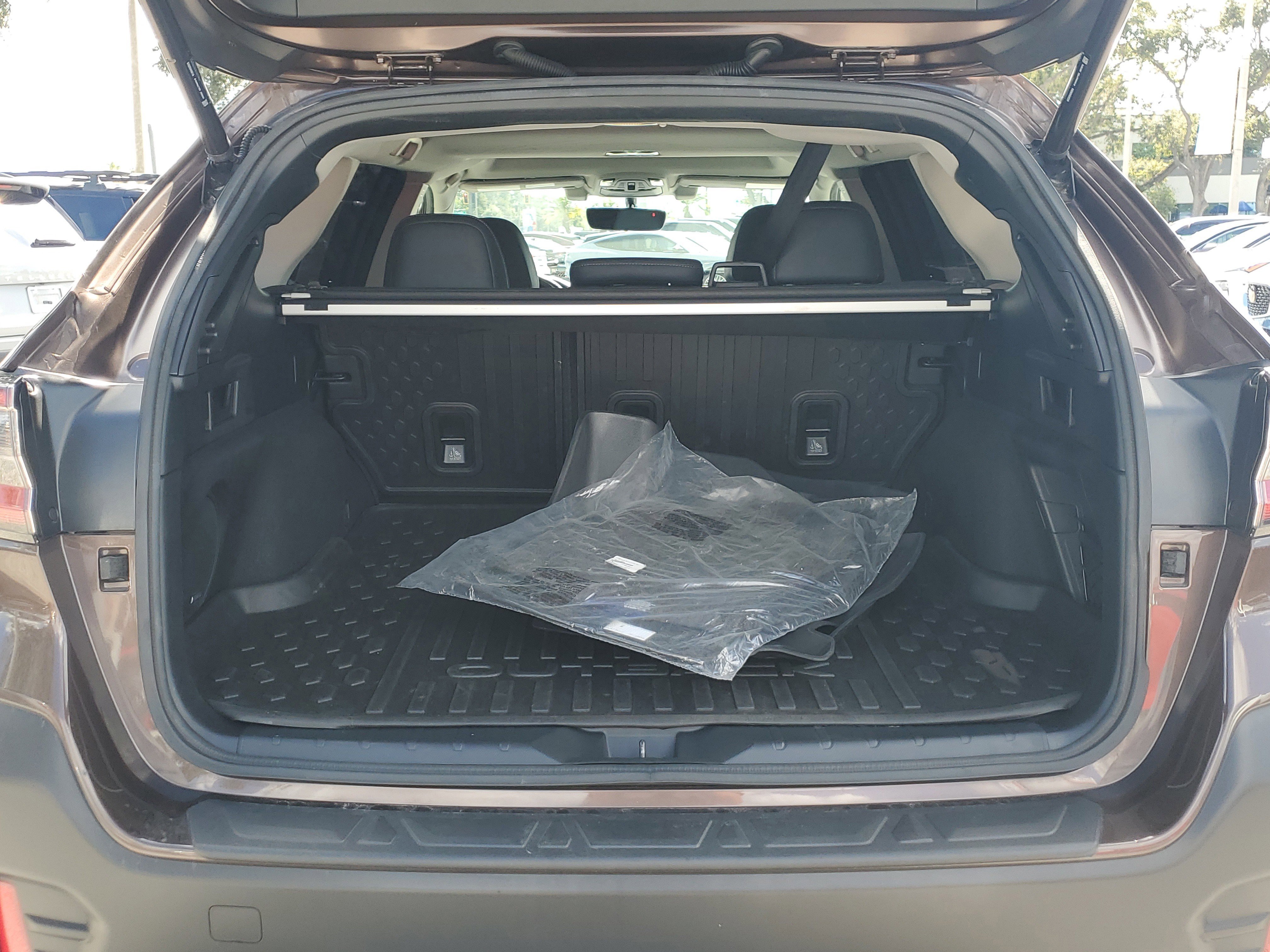 Used 2021 Subaru Outback Limited w/ Popular Package #2 image 11