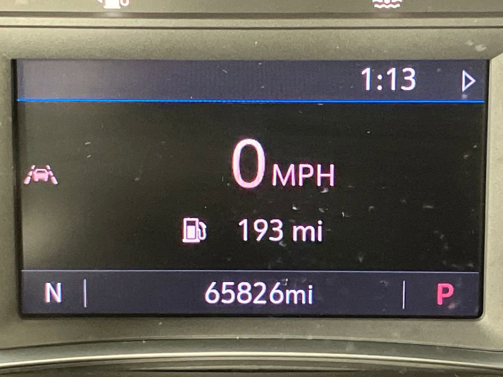 Used 2022 Chevrolet Traverse LT image 21