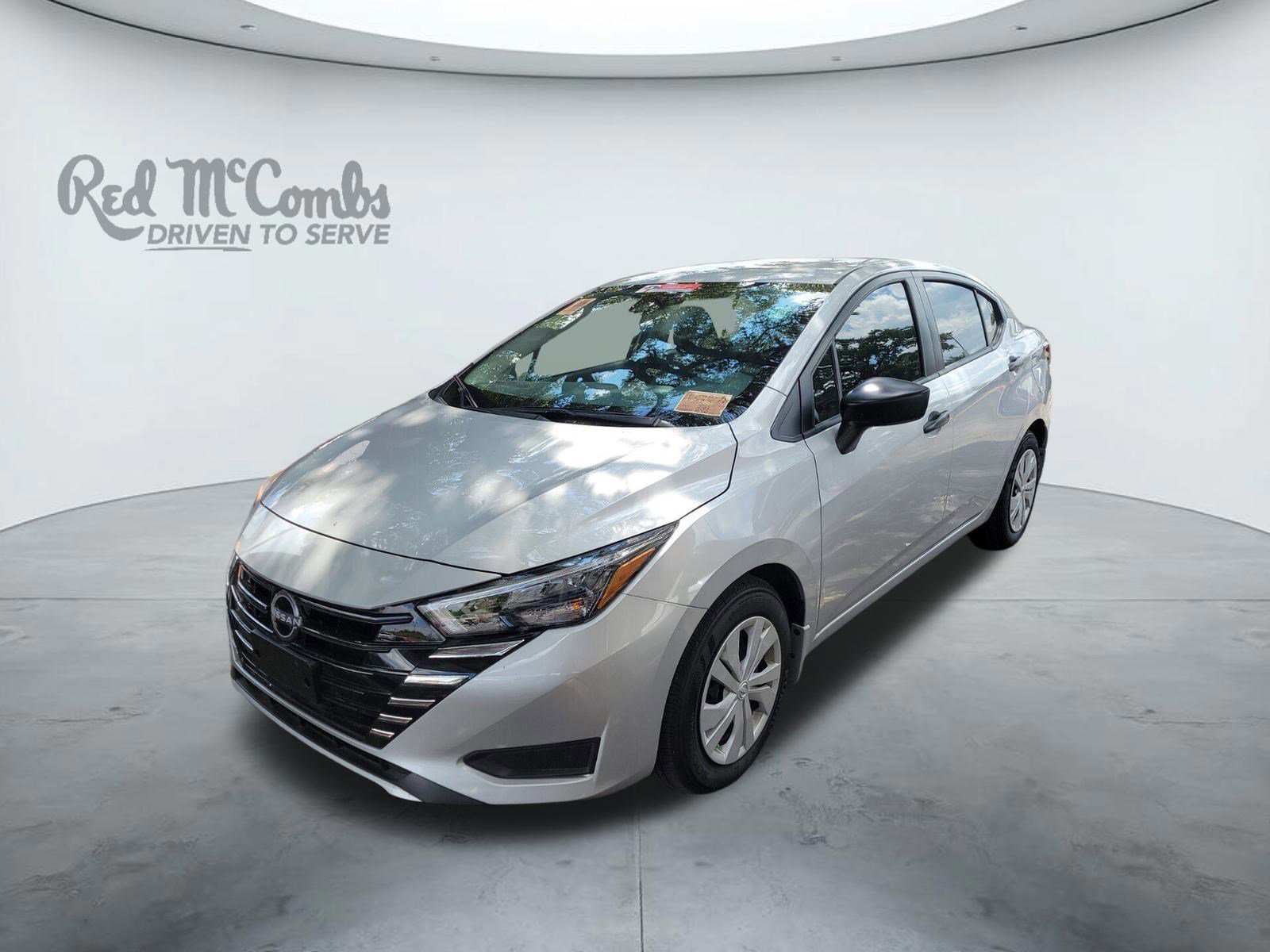 Used 2025 Nissan Versa S w/ Trunk Package