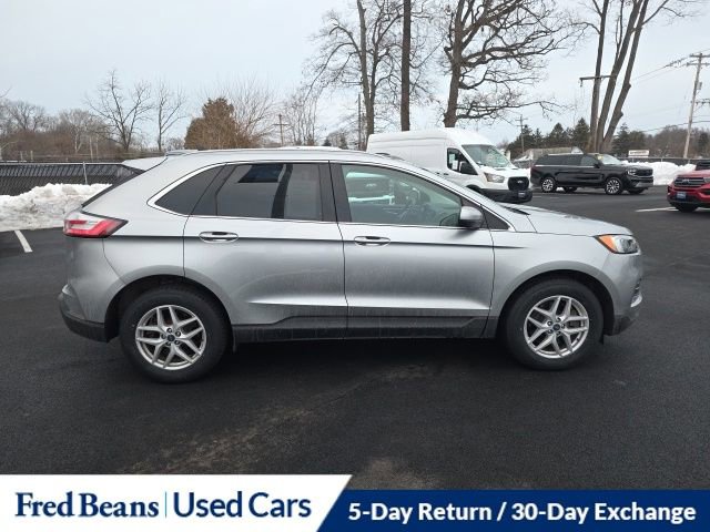 Certified 2022 Ford Edge SEL w/ Convenience Package AWD/4WD image 9